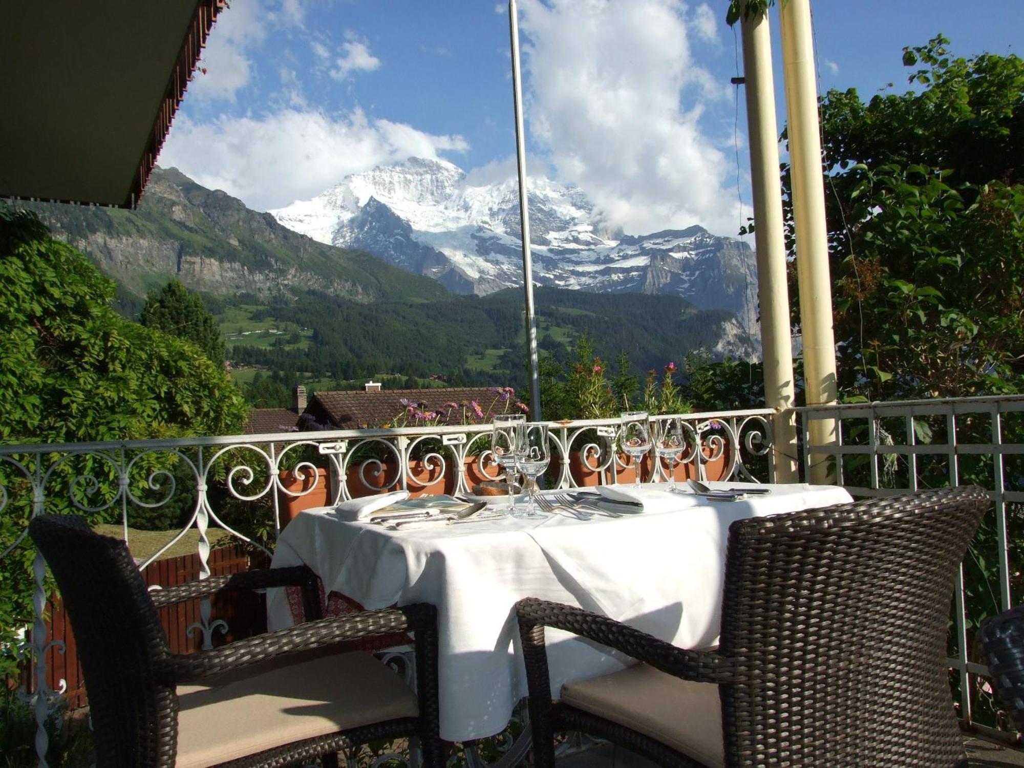 Hotel Bellevue - Traditional Swiss Hideaway Wengen Exterior photo