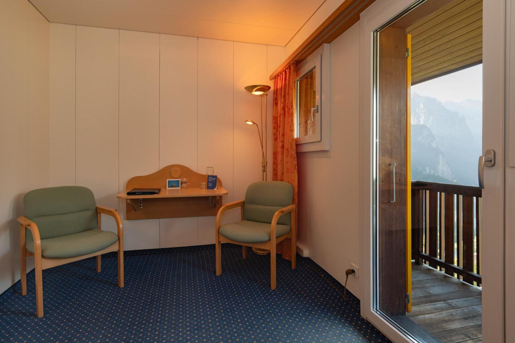 Hotel Bellevue - Traditional Swiss Hideaway Wengen Exterior photo