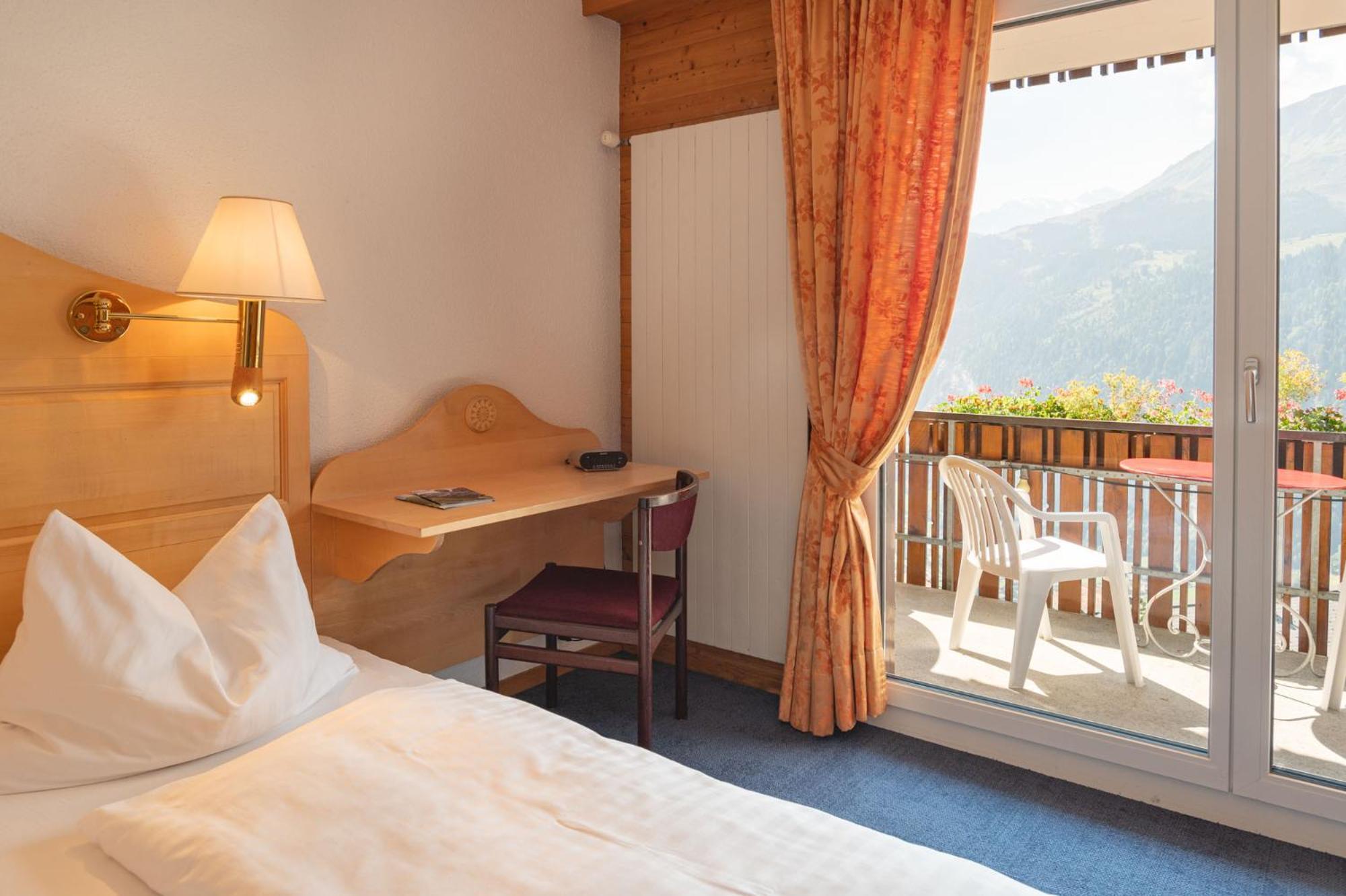 Hotel Bellevue - Traditional Swiss Hideaway Wengen Exterior photo