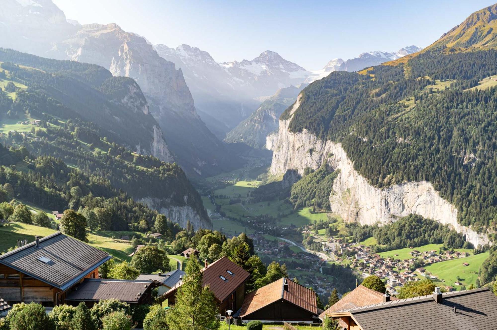 Hotel Bellevue - Traditional Swiss Hideaway Wengen Exterior photo