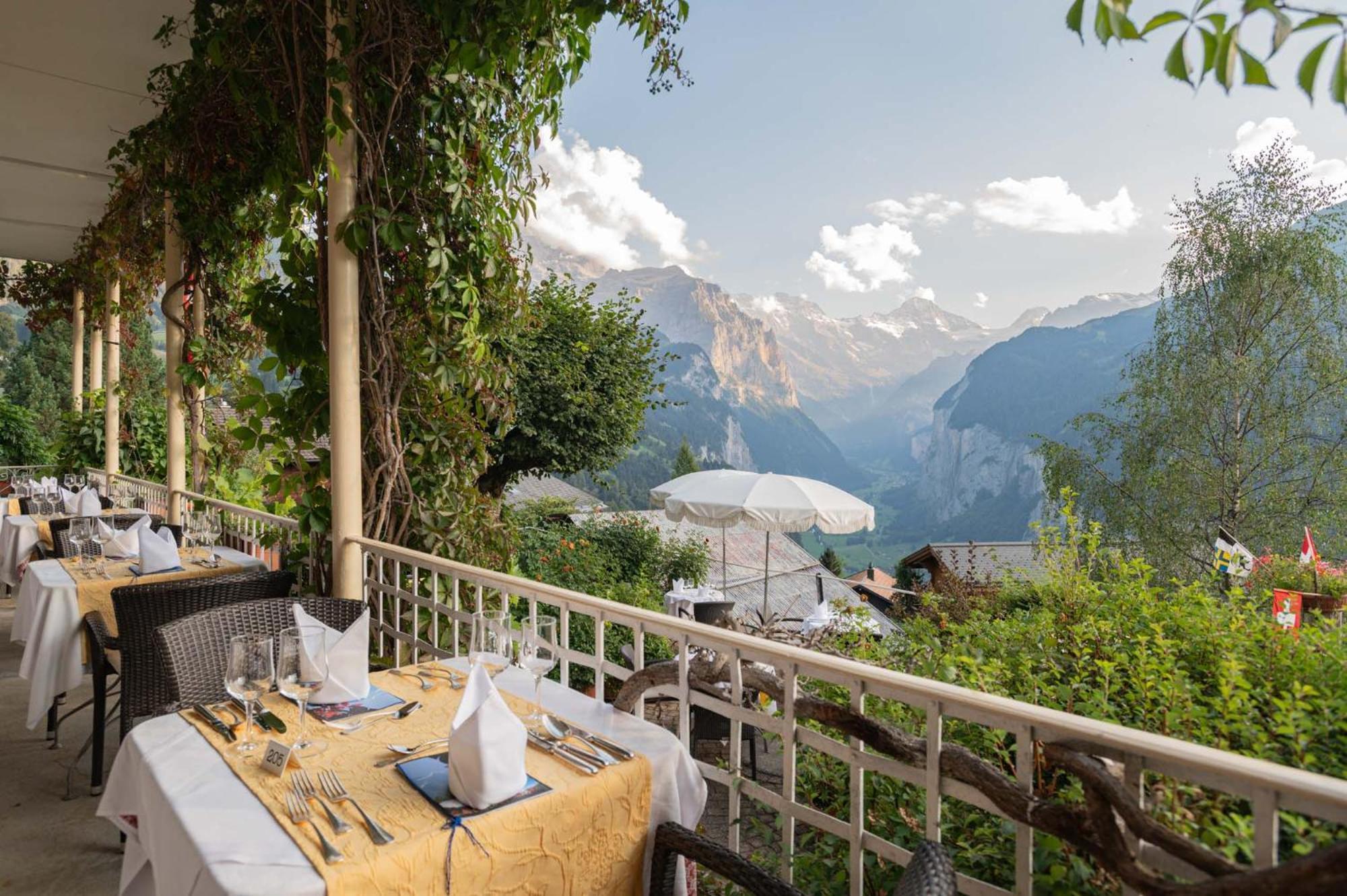 Hotel Bellevue - Traditional Swiss Hideaway Wengen Exterior photo